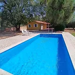 Sunny Holiday Home